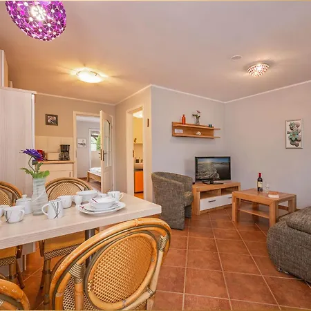 Tema 14 Appartement *